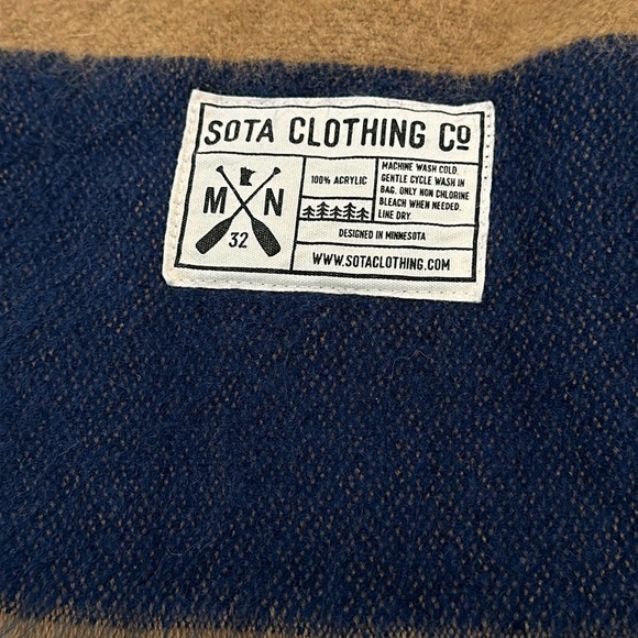 Sota' Neutral Autumn Blanket Scarf - Picture 7 of 8